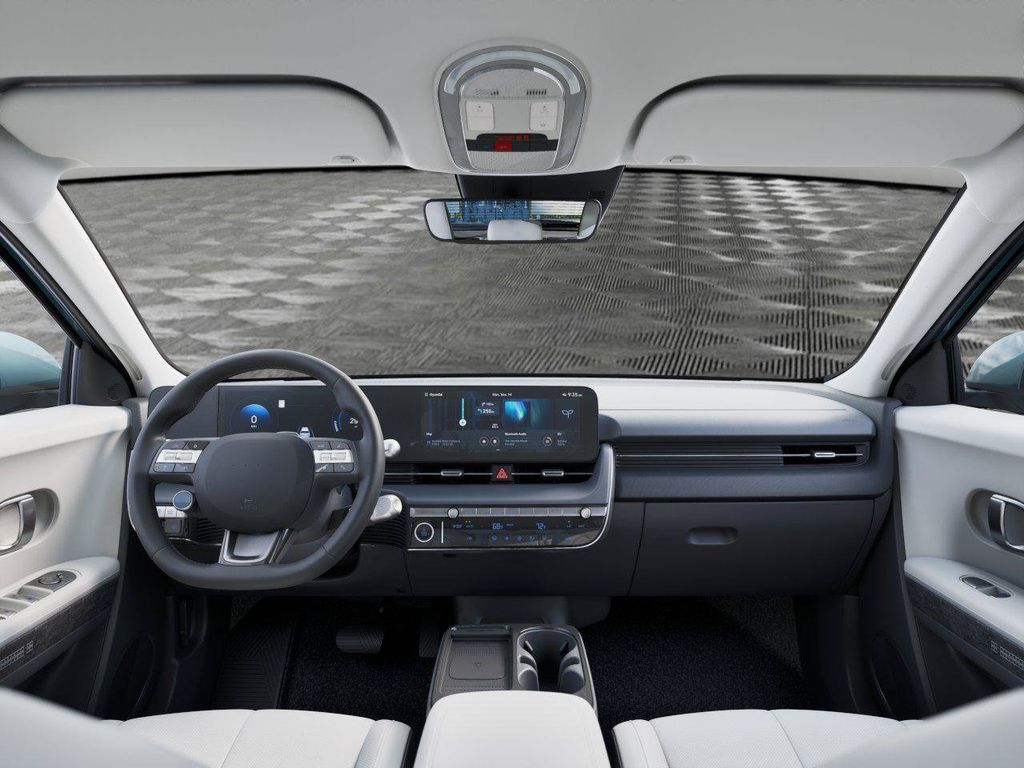 2026 Hyundai IONIQ 5 — photo 11