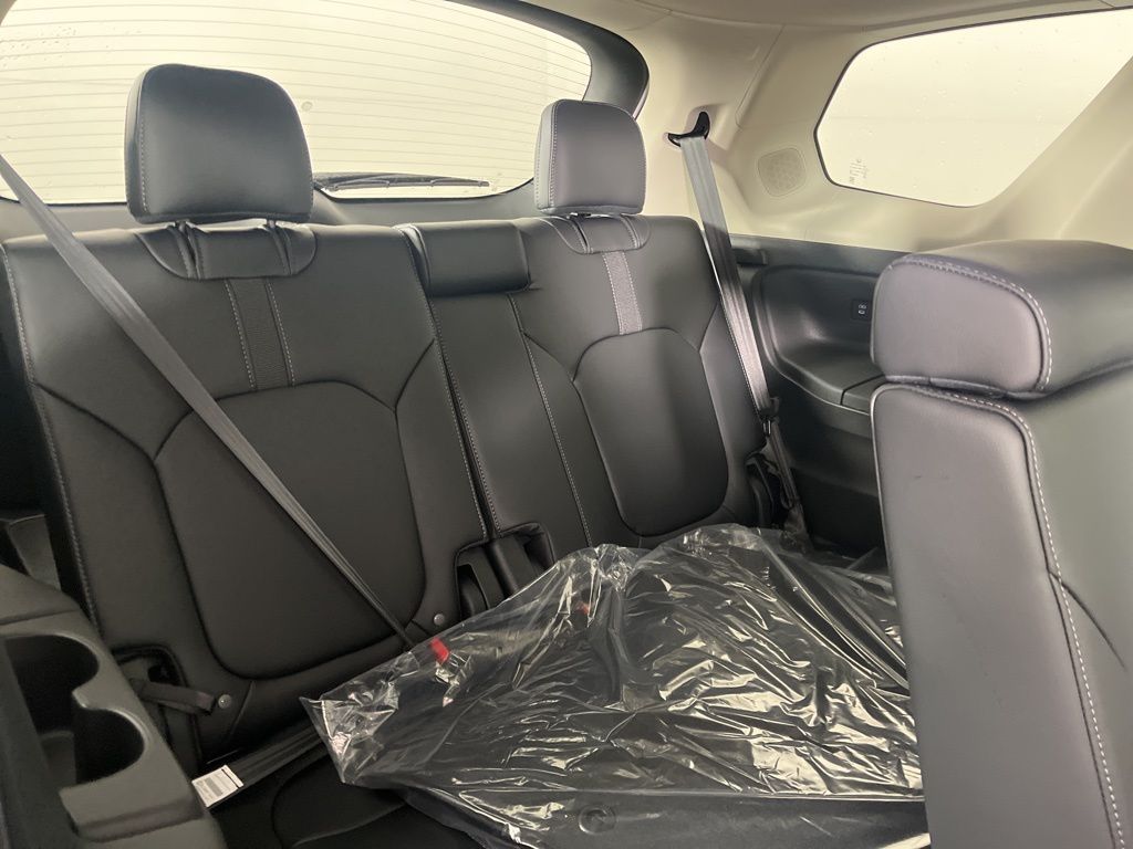 Thumbnail: 2025 Honda Pilot - 15