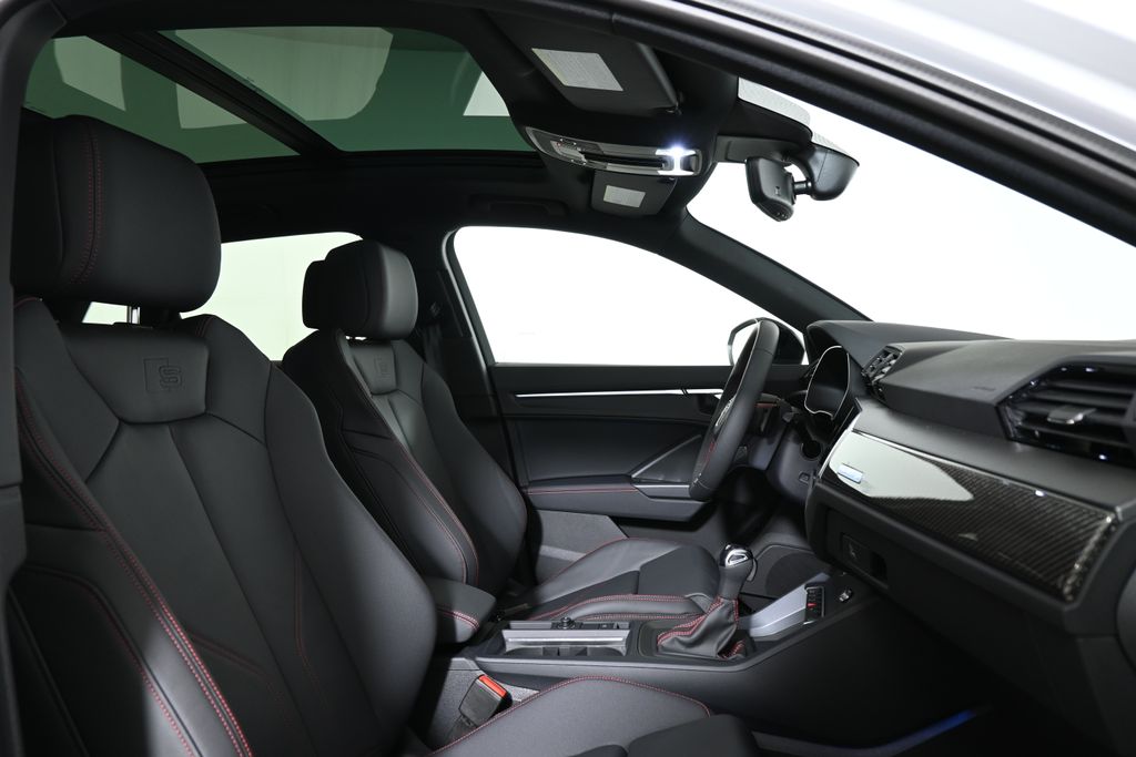 Thumbnail: 2025 Audi Q3 - 24