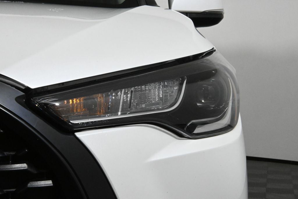 Thumbnail: 2022 Toyota Corolla Cross - 12