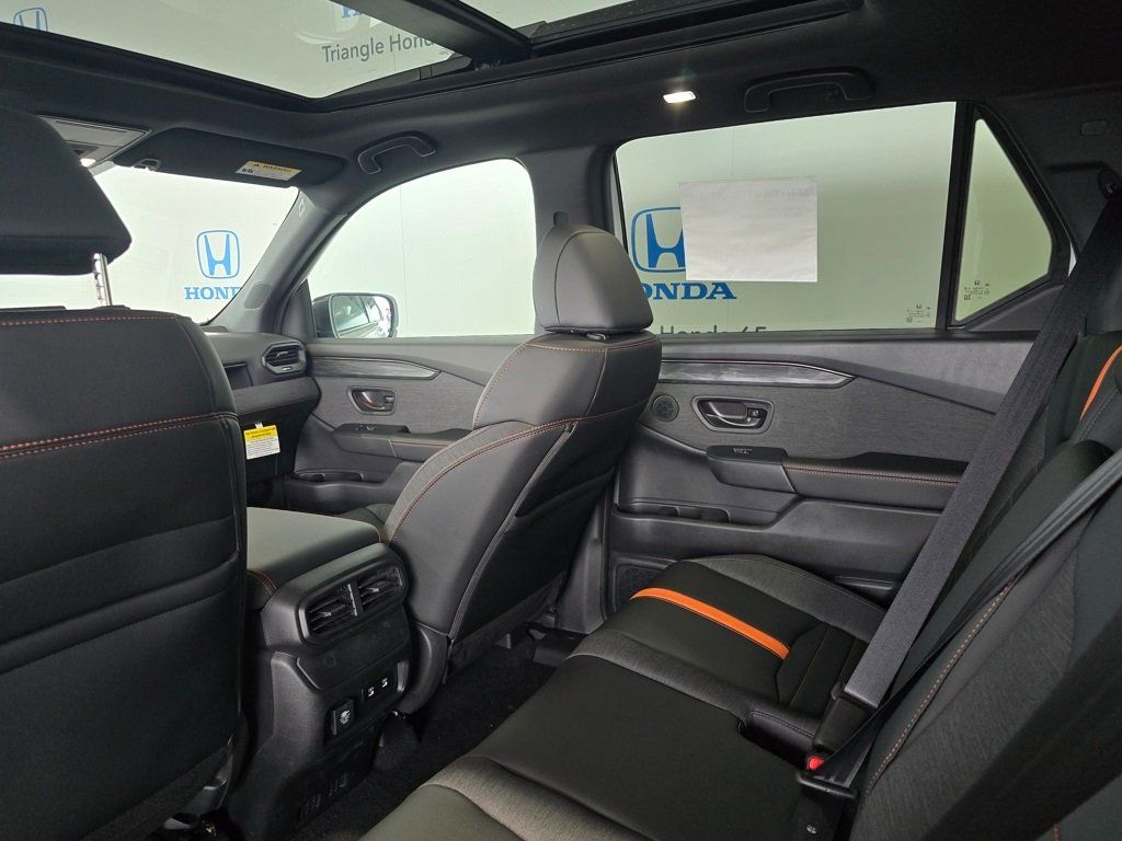 Thumbnail: 2026 Honda Passport - 16