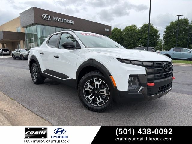 White 2025 Hyundai Santa Cruz XRT Crew Cab AWD Pickup Truck All-Wheel Drive Automatic