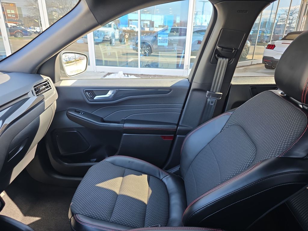 Certified Used 2023 Silver Ford ST-Line image 33