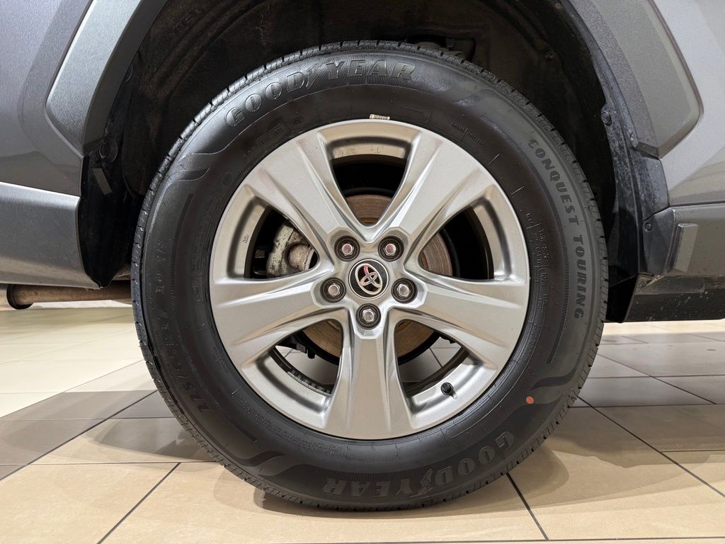 Thumbnail: 2024 Toyota RAV4 - 9