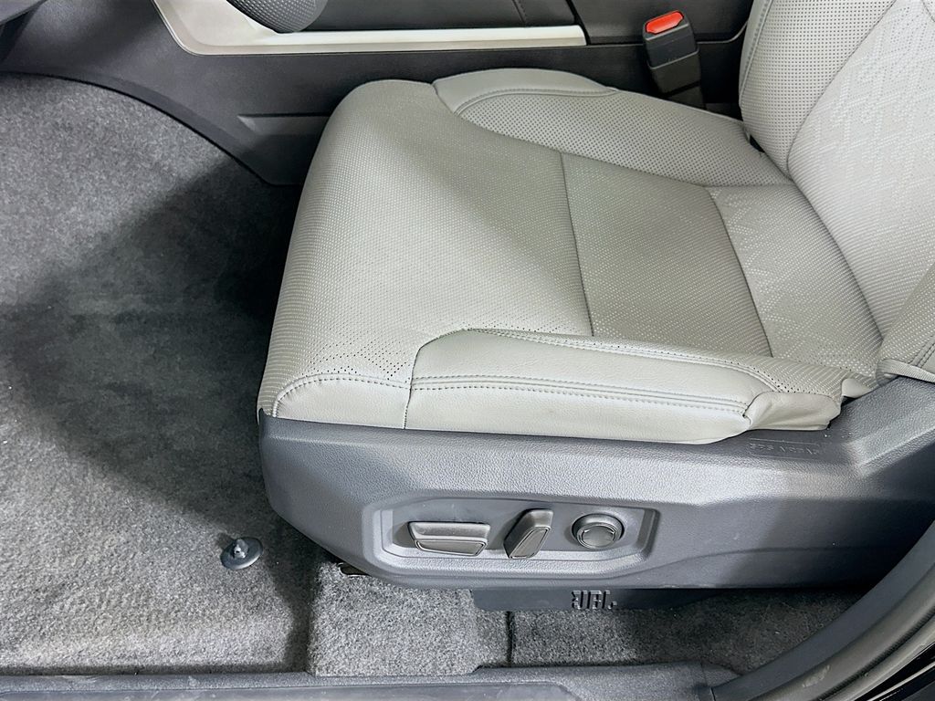 2025 Toyota Tundra Limited 19