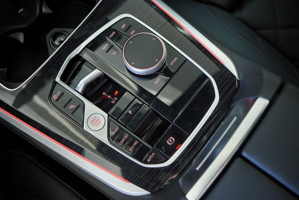 Thumbnail: 2026 BMW X5 - 19