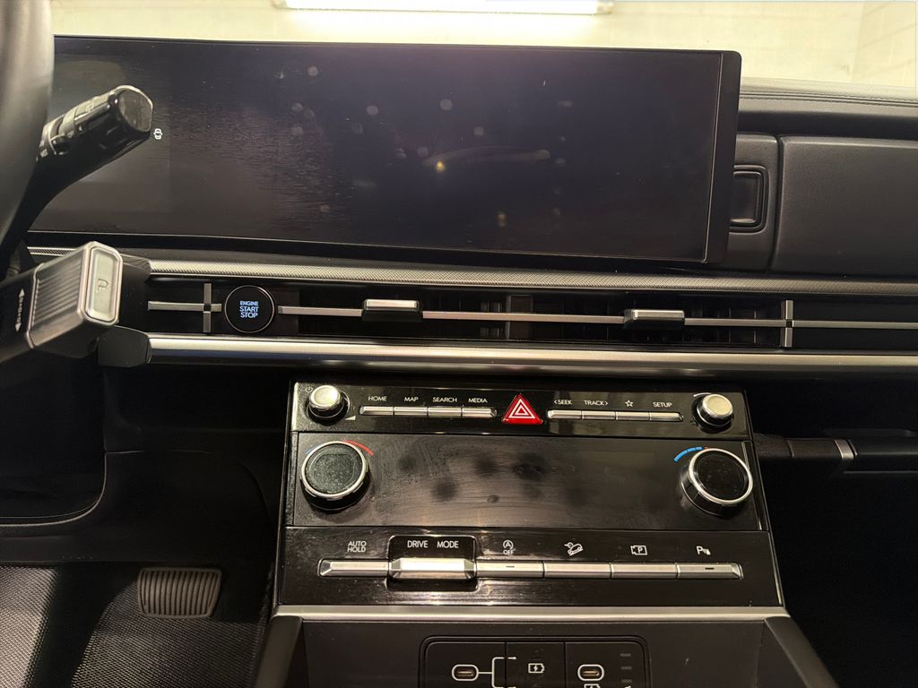 Certified Used 2024 Black Hyundai SEL image 22