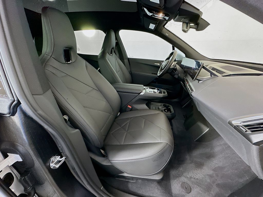 Thumbnail: 2025 BMW iX - 28