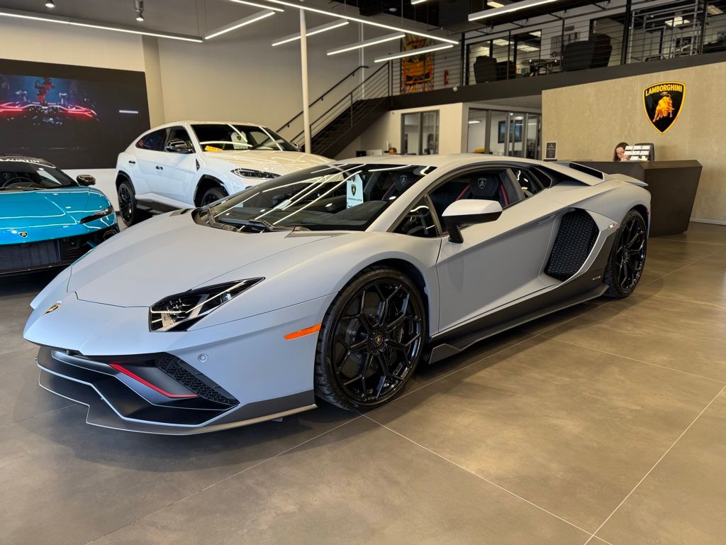 2022 Lamborghini Aventador LP 780-4 Ultimae Coupe AWD