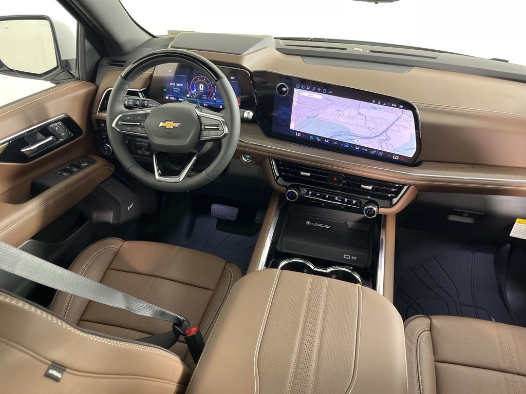 Thumbnail: 2025 Chevrolet Suburban - 14