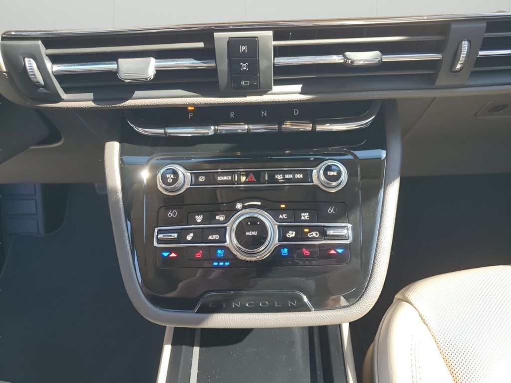 Used Car 2020 Lincoln Corsair  Reserve For Sale Under $30,000 In Austin, Texas