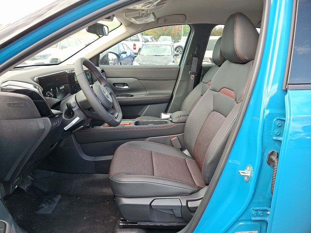 Thumbnail: 2026 Nissan Kicks - 5