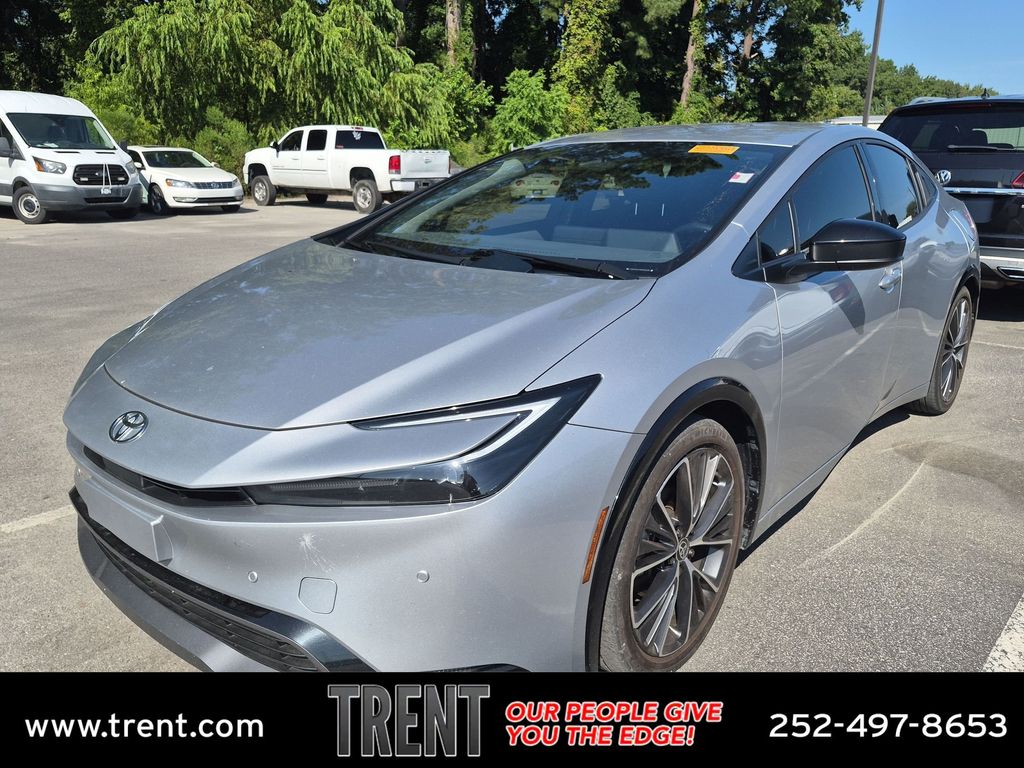 Cutting Edge 2024 Toyota Prius Hatchback Front-Wheel Drive Continuously Variable Transmission