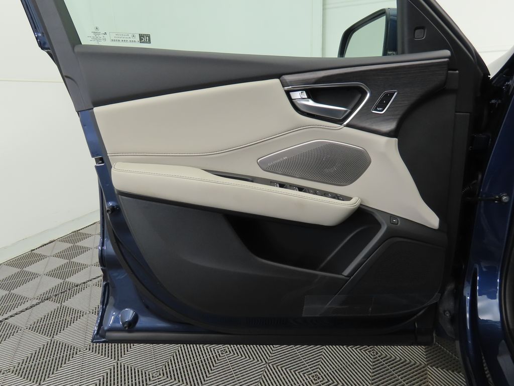 Thumbnail: 2026 Acura RDX - 24