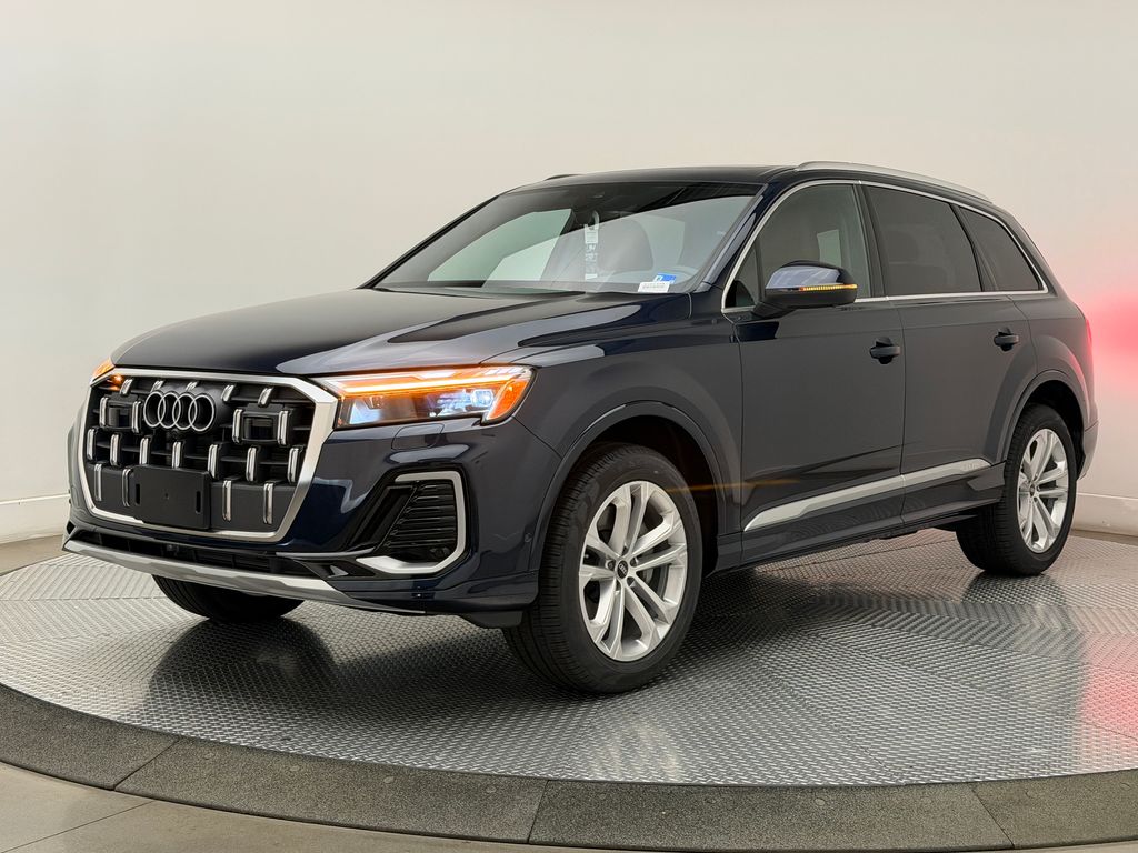 Thumbnail: 2026 Audi Q7 - 4
