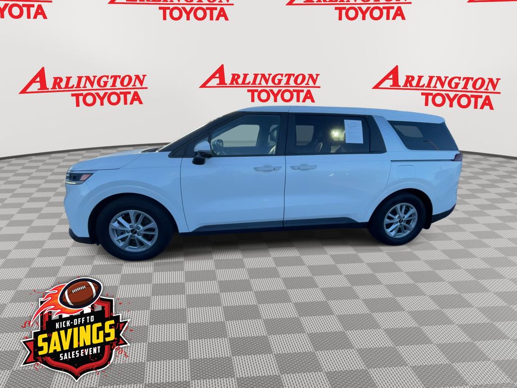 Used 2022 Kia Carnival Van