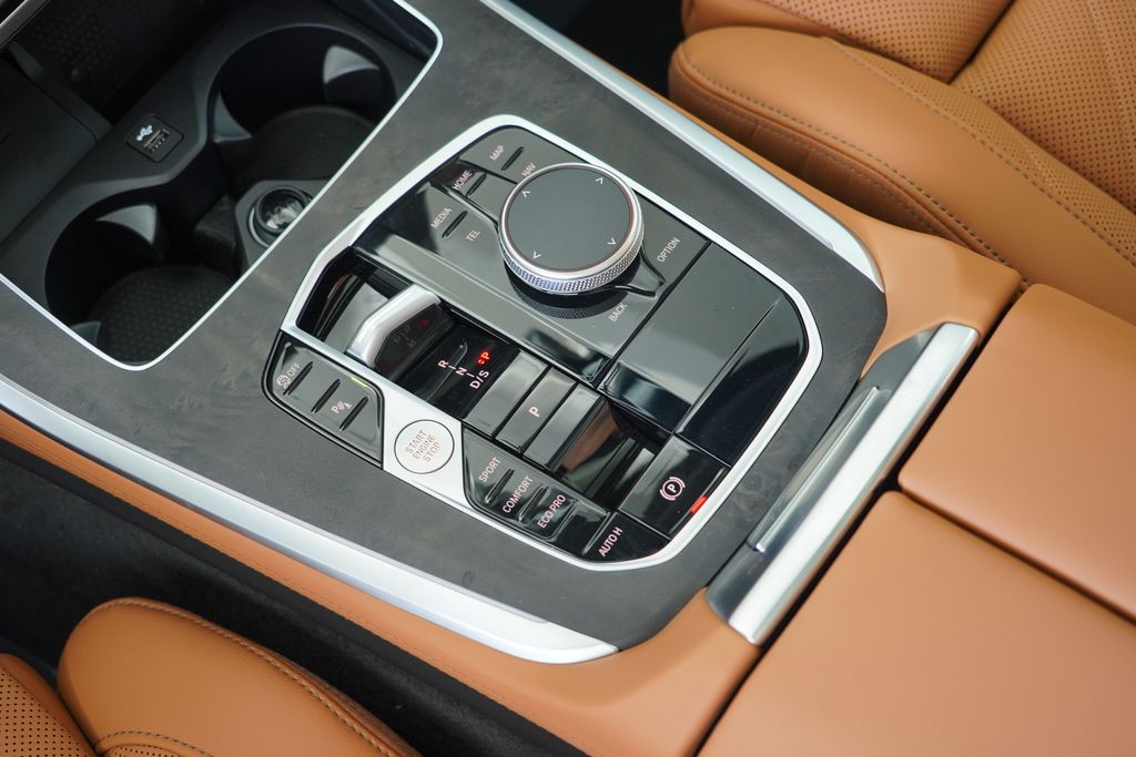 Thumbnail: 2026 BMW X5 - 18