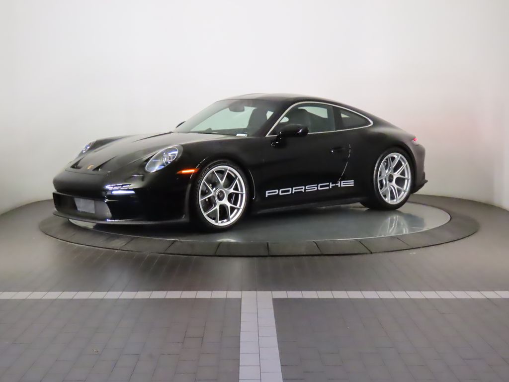 Thumbnail: 2024 Porsche 911 - 1