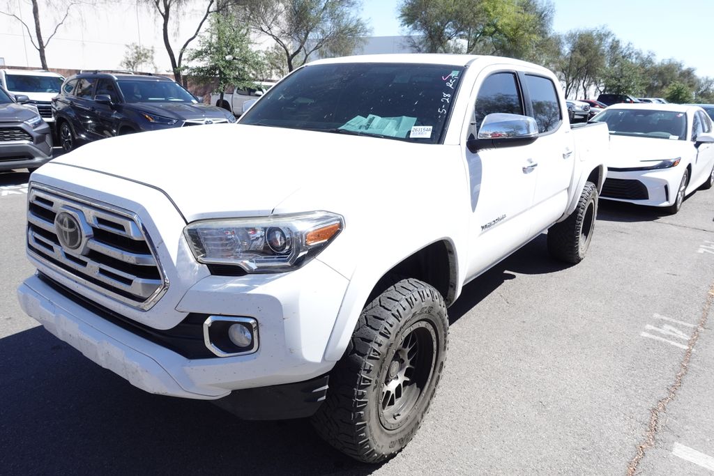 2018 Toyota Tacoma Limited Double Cab 4x4 V6 Auto Short Bed's photo