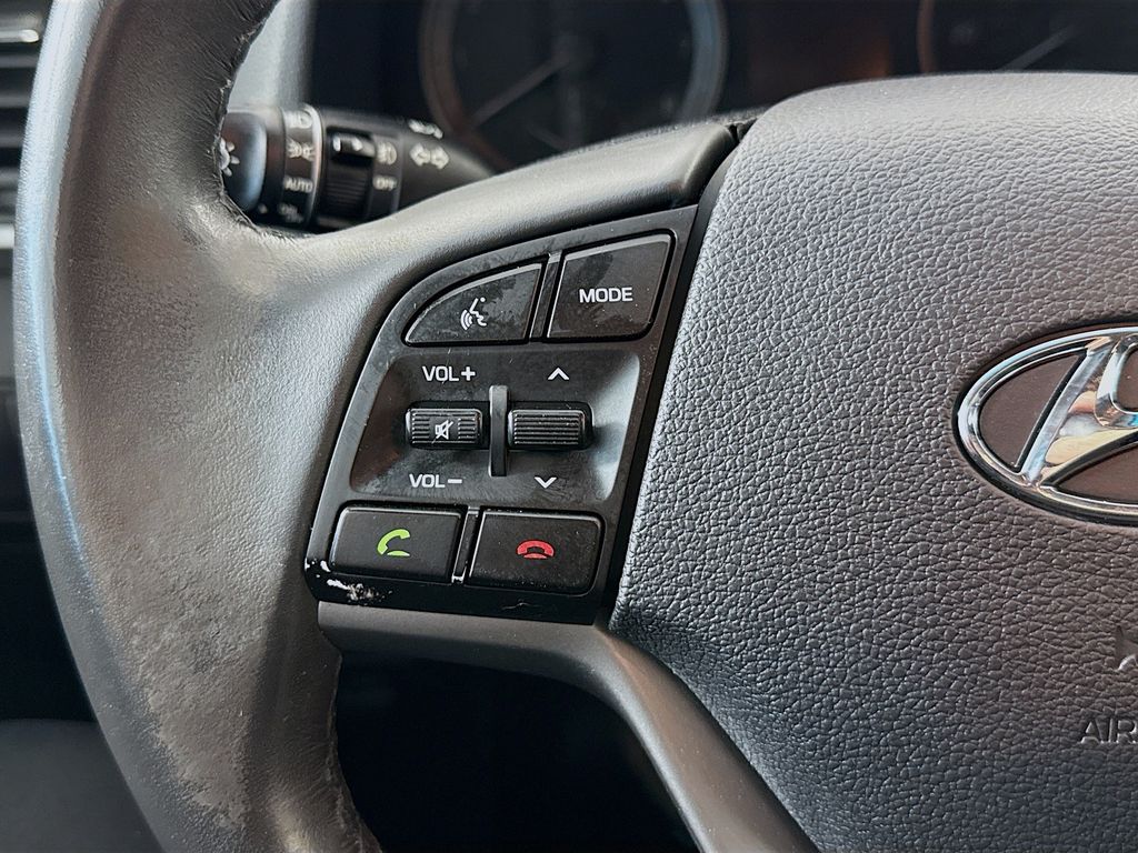 Thumbnail: 2018 Hyundai Tucson - 11