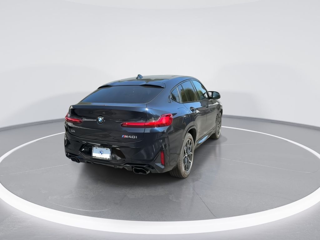 2025 BMW X4 M40i 8