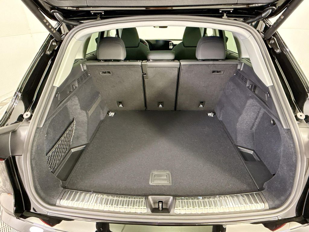 Thumbnail: 2025 Audi Q5 - 28