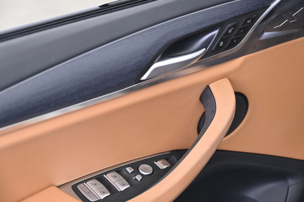 Thumbnail: 2024 BMW X3 - 27