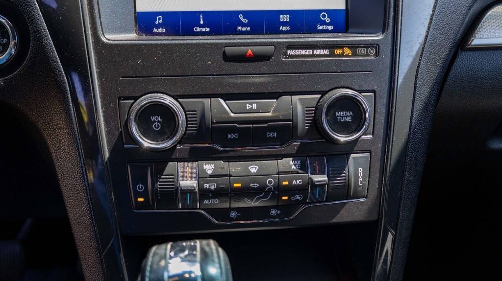 Used 2018 Ford Explorer XLT 4D Sport Utility