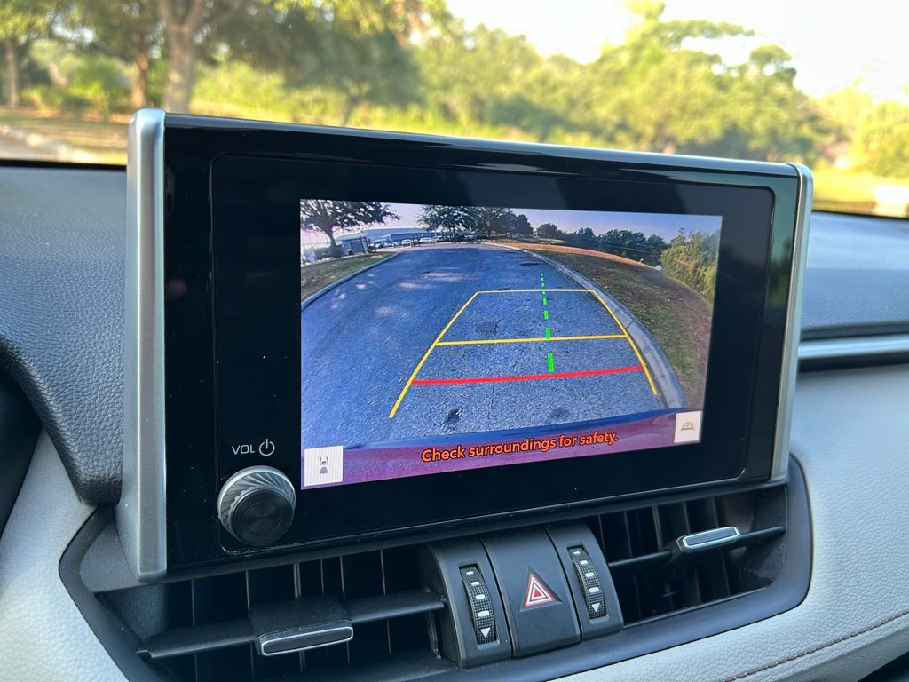 2023 Toyota RAV4 XLE Premium 25