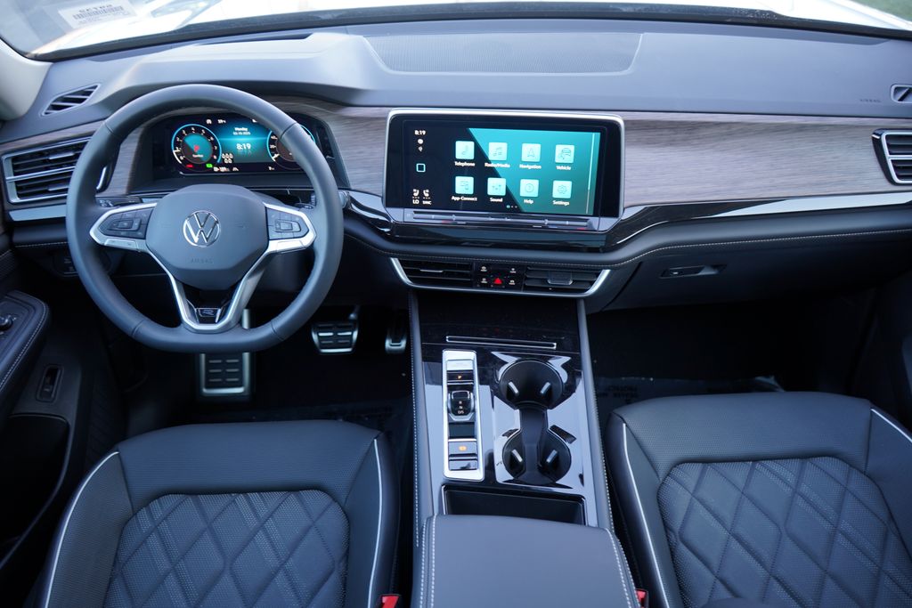 Thumbnail: 2025 Volkswagen Atlas - 11