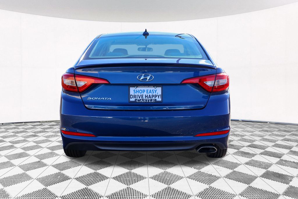 2015 Hyundai Sonata SE 9