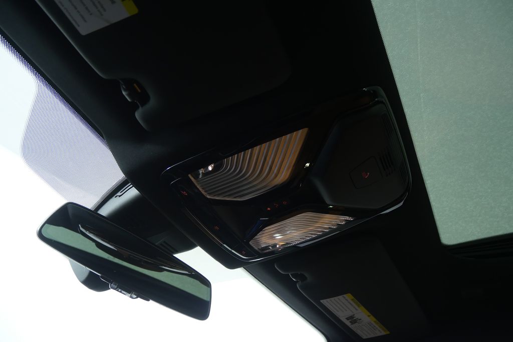 Thumbnail: 2024 BMW 2 Series - 19