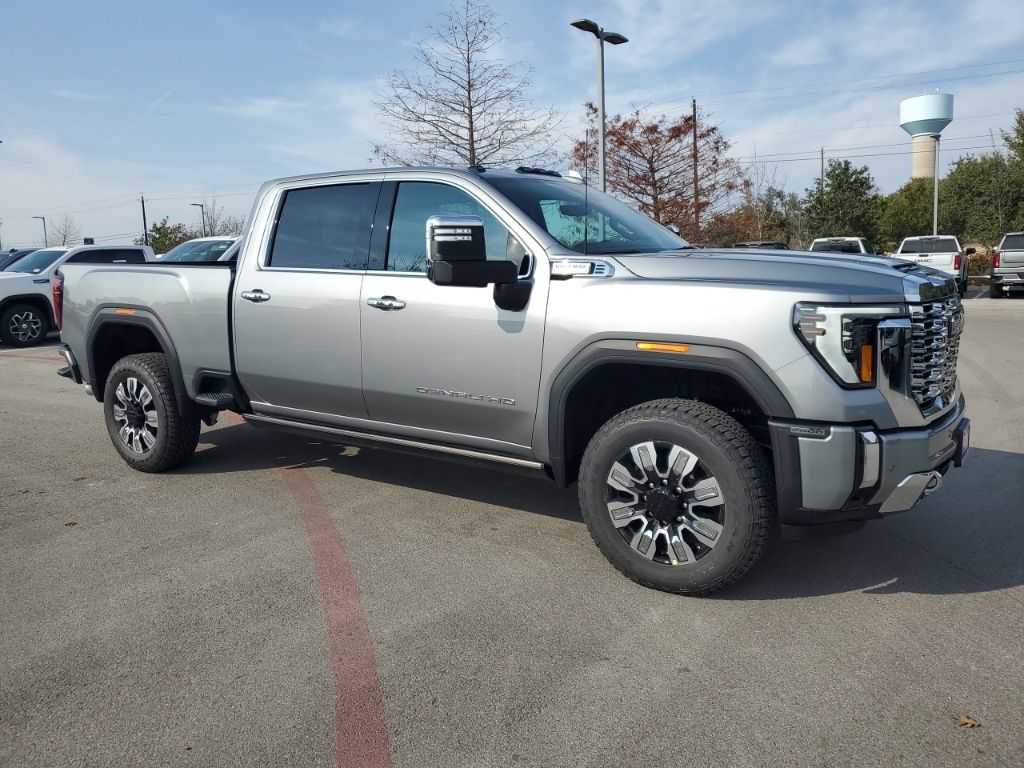 2026 GMC Sierra 2500HD Denali Crew Cab 4WD