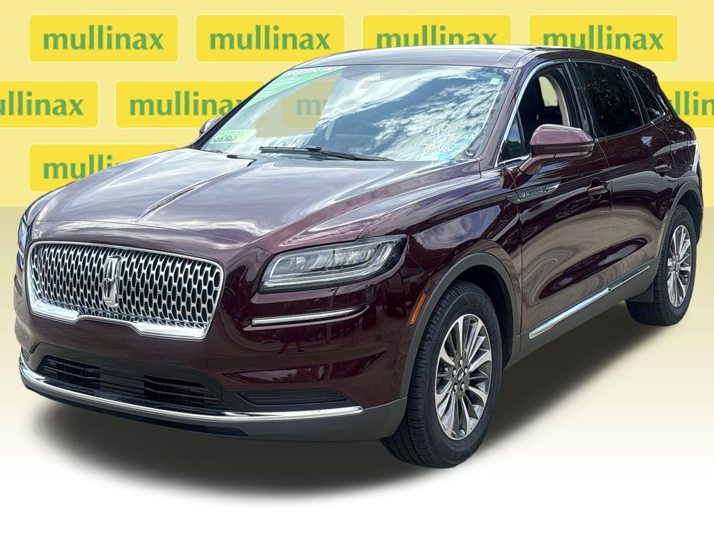 Used 2023 Red Lincoln Standard image 13