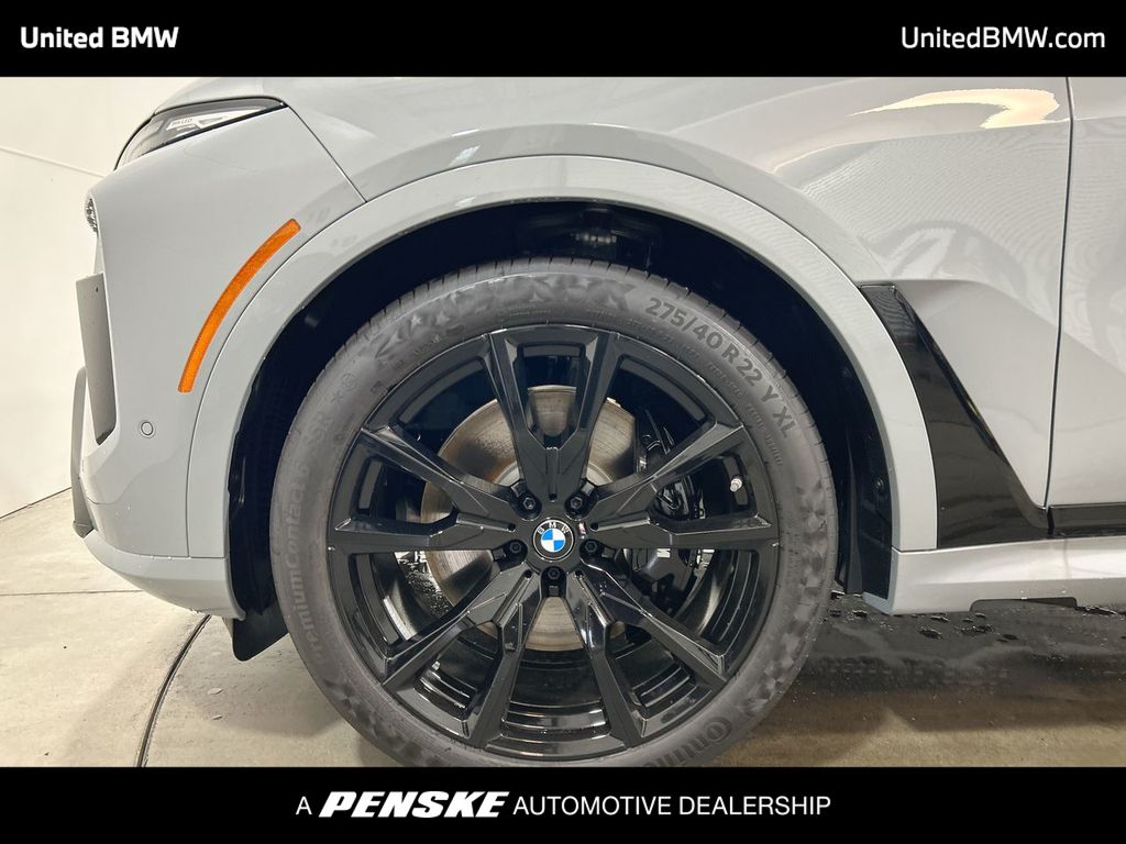 Thumbnail: 2026 BMW X7 - 10