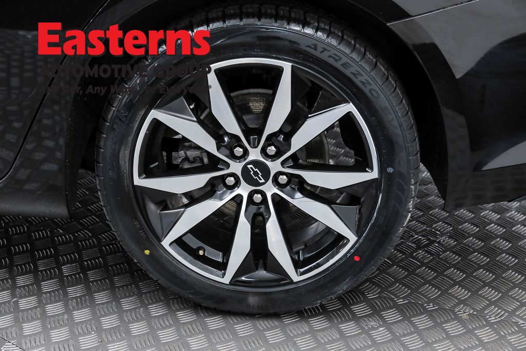 Used 2022 Black Chevrolet RS image 32