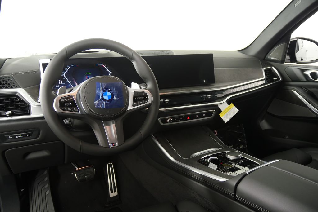 Thumbnail: 2026 BMW X5 - 17
