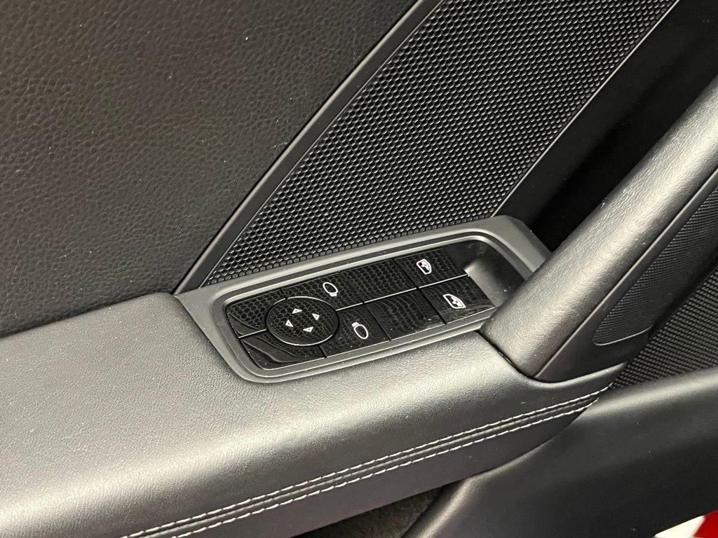 Thumbnail: 2020 Porsche 911 - 17