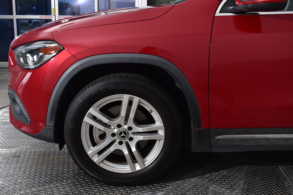 Thumbnail: 2021 Mercedes-Benz GLA - 9