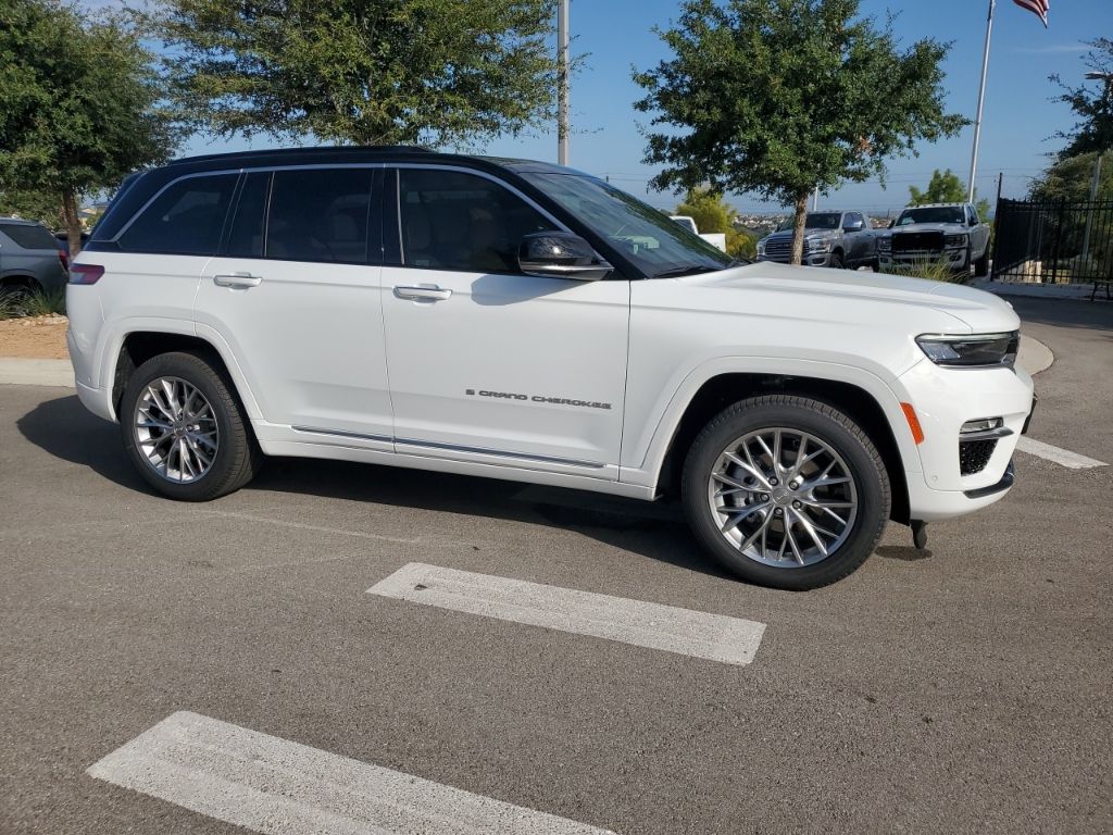 New Car 2025 Jeep Grand Cherokee  Summit For Sale Under $60,000 In Austin, Texas