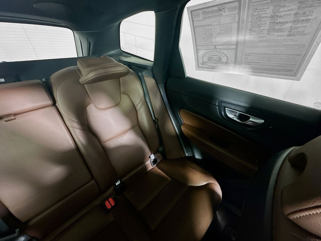 Used 2023 Silver Volvo B5 Plus Dark Theme image 14