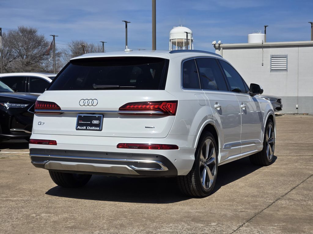 used 2023 Audi Q7 car, priced at $48,164