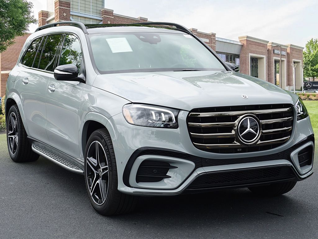 2025 Mercedes-Benz GLS 450 4MATIC 3