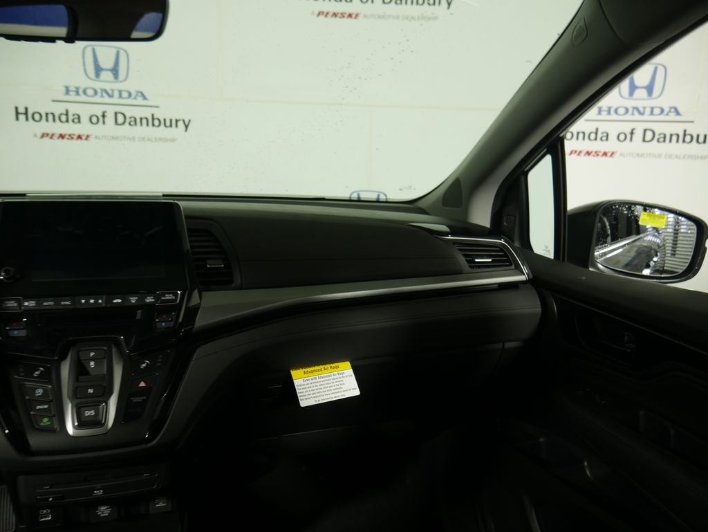 Thumbnail: 2026 Honda Odyssey - 13
