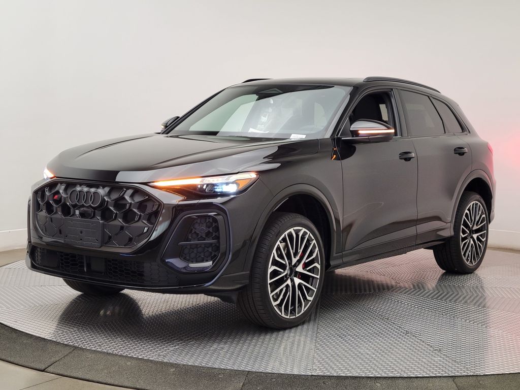 Thumbnail: 2026 Audi SQ5 - 2