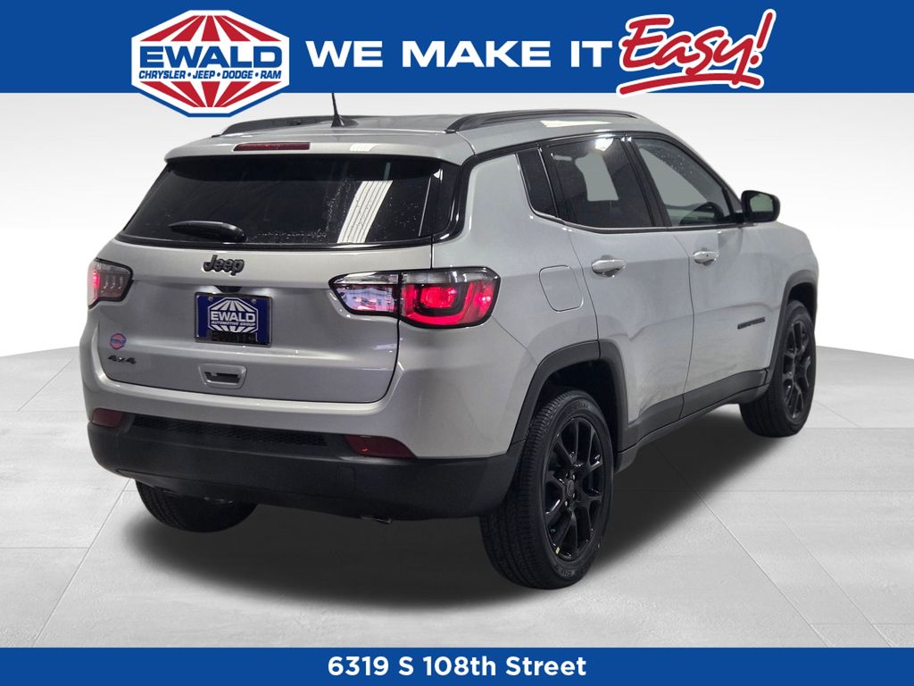 2025 Jeep Compass Latitude photo