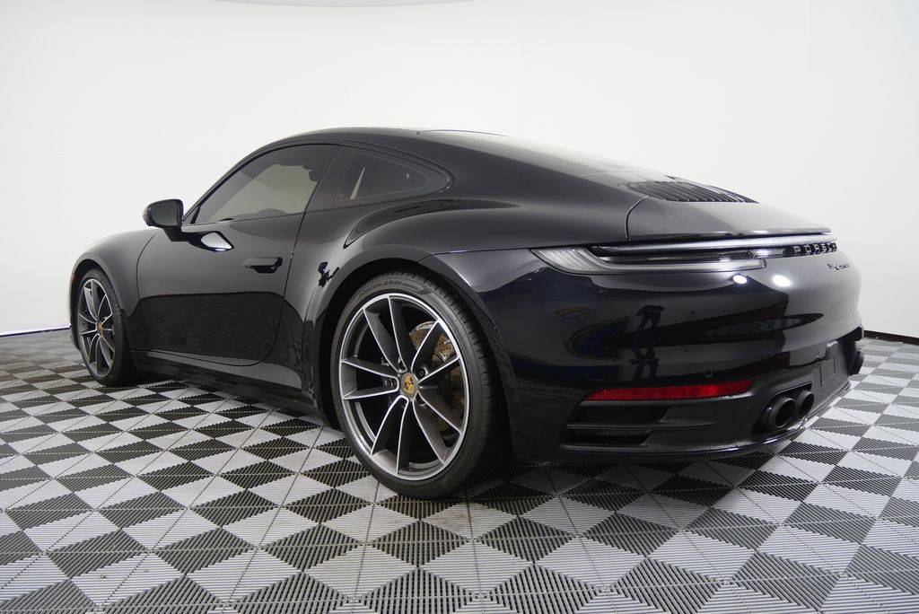 Thumbnail: 2022 Porsche 911 - 8