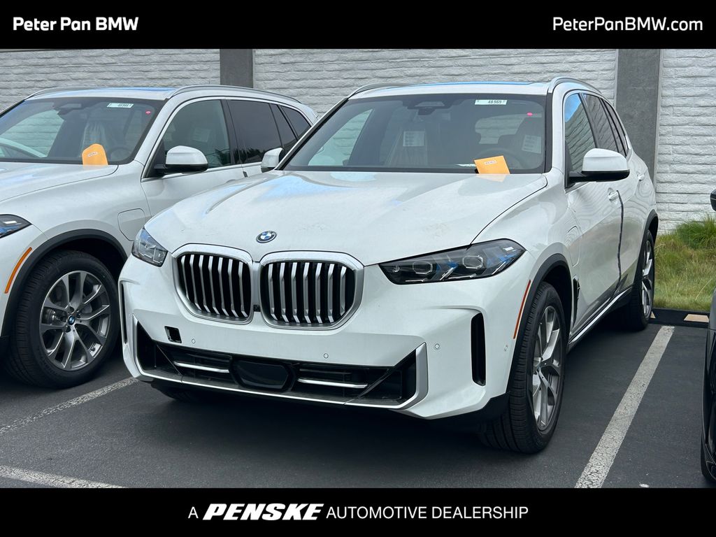 Thumbnail: 2026 BMW X5 - 1