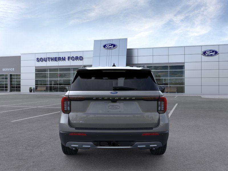 New 2026 Gray Ford Active image 4
