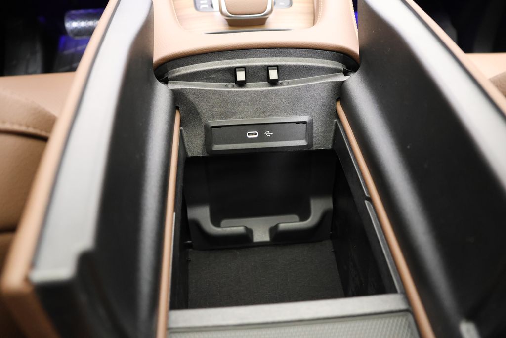 Thumbnail: 2026 Mercedes-Benz GLE - 29